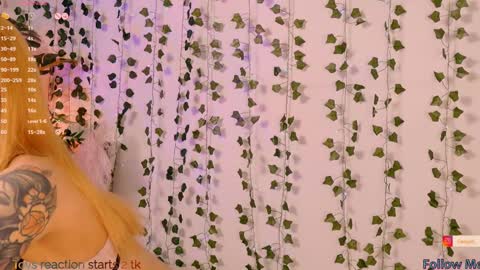 Carly online show from January 2025 09:34:02 PM