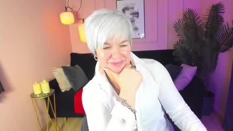 Carmen online show from February 2025 09:21:02 PM