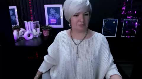 Carmen online show from February 2026 09:22:02 PM