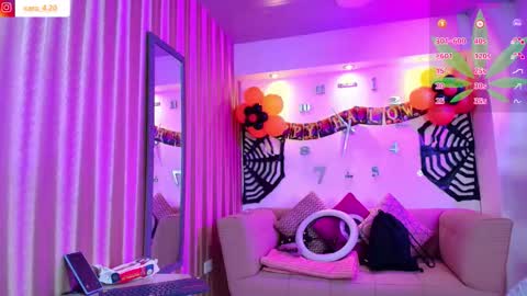 Snapshot of caro_fisher chatting on October 2025 11:39:02 AM Caro Fisher online show from October 2025 11:39:02 AM