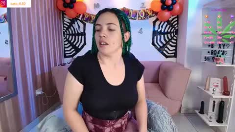 Snapshot of caro_fisher chatting on October 2025 11:34:02 AM Caro Fisher online show from October 2025 11:34:02 AM