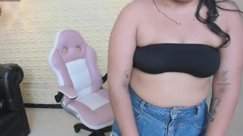 carolina online show from September 2025 02:06:01 AM