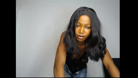 caroline online show from June 2026 05:12:01 AM