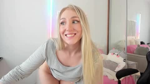 carol_may_ online show from March 2026 07:26:02 AM