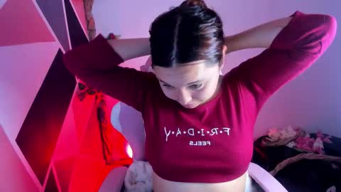 Carol  online show from December 2025 05:08:02 PM