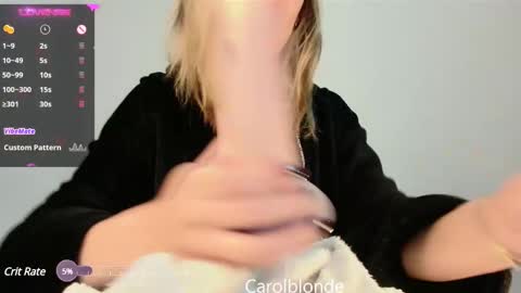 Snapshot of carolblonde chatting on March 2025 08:00:01 AM Char online show from March 2025 08:00:01 AM