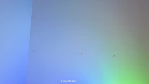Snapshot of carolblonde chatting on October 2025 08:40:02 PM Char online show from October 2025 08:40:02 PM