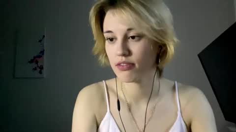 Call me Carol online show from November 2025 09:06:02 AM