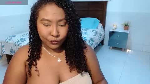 Carol de la torre online show from October 2025 07:27:01 PM