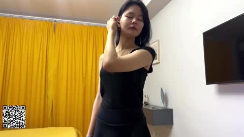 Kim online show from November 2025 01:21:02 PM