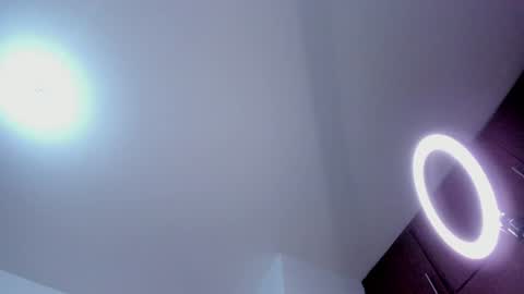 Snapshot of caroliine__ chatting on December 2024 10:46:02 PM Caroline online show from December 2024 10:46:02 PM