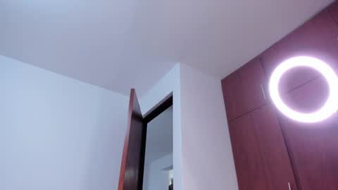 Snapshot of caroliine__ chatting on December 2024 06:24:02 PM Caroline online show from December 2024 06:24:02 PM