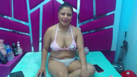 carolina suarez online show from March 2026 05:08:02 AM