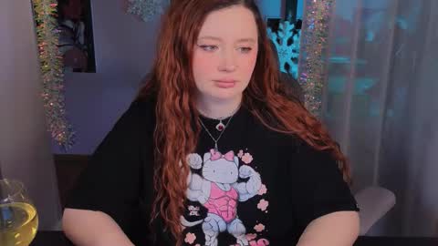 Mira online show from December 2025 08:27:02 PM