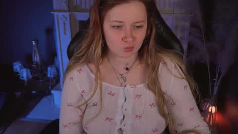 Snapshot of carolina_winter chatting on January 2026 08:30:01 AM Mira online show from January 2026 08:30:01 AM