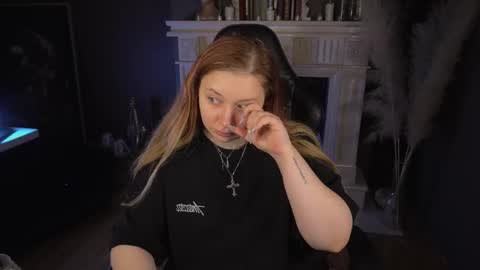 Snapshot of carolina_winter chatting on February 2026 07:46:02 AM Mira online show from February 2026 07:46:02 AM