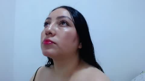 carolina_zabala_19 online show from April 2026 06:27:02 PM
