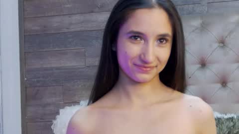 carolinahart online show from December 2025 07:22:01 PM