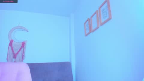 Carolina online show from February 2025 06:13:02 PM