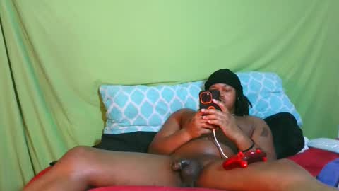 carolinayungin96 online show from October 2025 12:30:02 AM