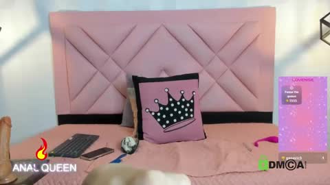 Snapshot of caroline_daring chatting on April 2026 11:41:02 AM caroline daring online show from April 2026 11:41:02 AM