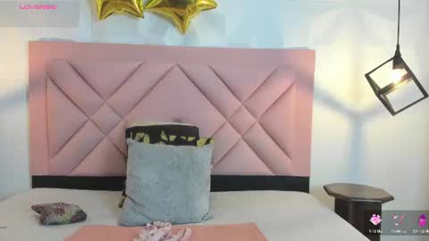 Snapshot of caroline_daring chatting on July 2026 12:42:02 PM caroline daring online show from July 2026 12:42:02 PM