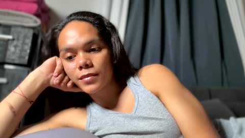 caroline_east online show from April 2026 11:58:01 AM