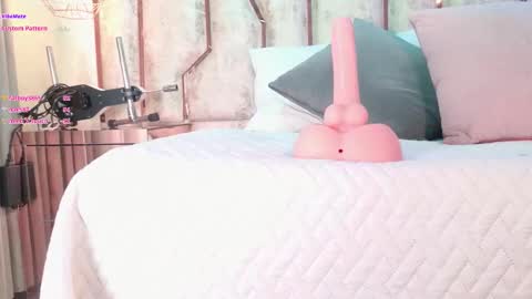 Carolina online show from December 2025 03:14:02 AM