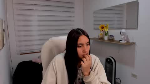 caroline_rodriguez_9 online show from March 2026 02:12:02 PM