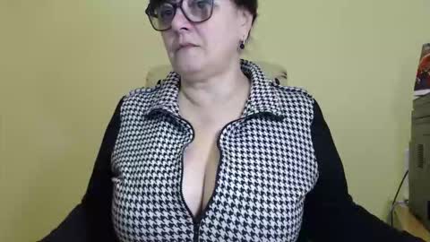 CarolineDream  online show from October 2025 05:41:01 AM