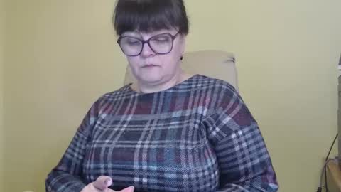 Snapshot of carolinedream_ chatting on November 2025 06:19:01 AM CarolineDream online show from November 2025 06:19:01 AM