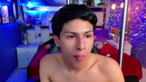 carolinejesh online show from March 2026 10:05:02 PM