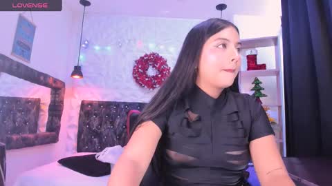 Snapshot of carolinescoth_dl chatting on December 2024 05:31:01 PM Caroline Scoth online show from December 2024 05:31:01 PM