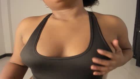 Caro online show from March 2026 09:50:01 PM