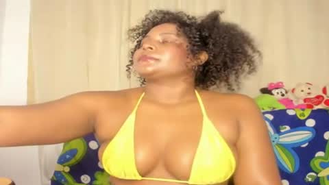 Snapshot of carolinnagomez chatting on July 2026 01:41:01 AM Caro online show from July 2026 01:41:01 AM