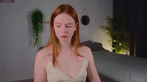 Snapshot of carolinnk chatting on September 2025 02:11:02 PM Caro online show from September 2025 02:11:02 PM