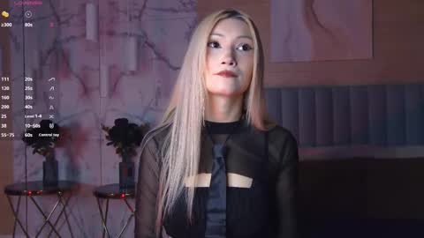 Snapshot of carolreeves chatting on November 2025 06:02:02 AM Carol online show from November 2025 06:02:02 AM