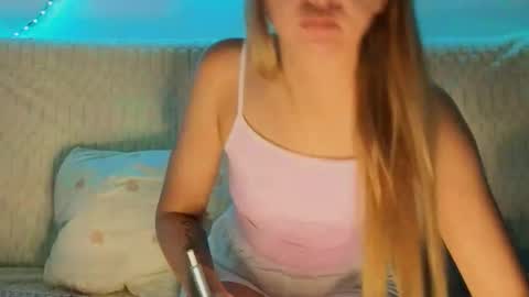 carriebradshawww online show from September 2025 01:34:02 PM