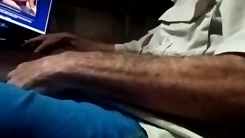 Snapshot of caryb chatting on October 2025 12:04:02 PM caryb online show from October 2025 12:04:02 PM