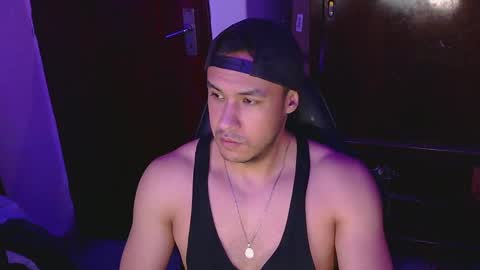 Snapshot of casas_oom chatting on February 2025 11:55:01 AM      online show from February 2025 11:55:01 AM