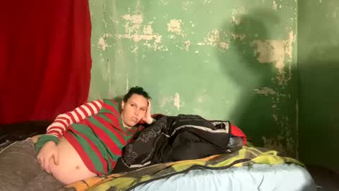 Snapshot of cashcoupllle chatting on February 2025 01:21:02 AM Cash Couple online show from February 2025 01:21:02 AM