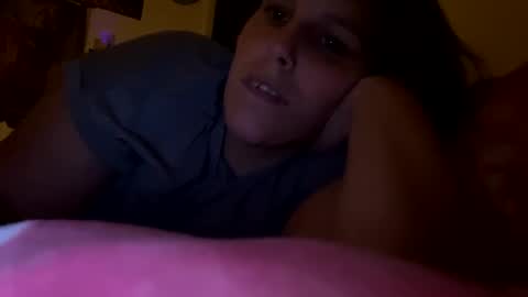 Snapshot of cashcoupllle chatting on October 2025 03:57:01 AM Cash Couple online show from October 2025 03:57:01 AM