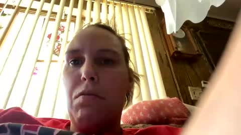 Snapshot of cashcoupllle chatting on October 2025 07:20:01 PM Cash Couple online show from October 2025 07:20:01 PM