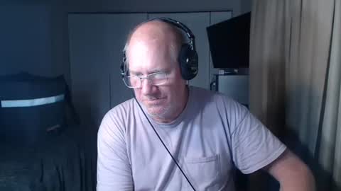 CasinoCam online show from November 2025 02:10:01 AM