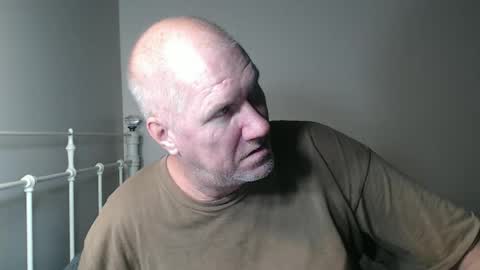 CasinoCam online show from December 2025 01:24:02 AM