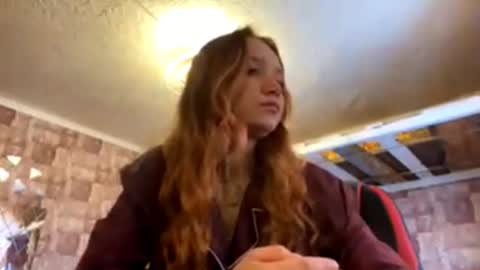 Scarlett online show from March 2026 04:14:02 AM