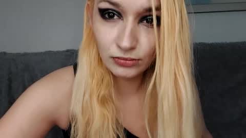 Snapshot of cassandratate chatting on January 2025 08:18:02 AM Casey Chris online show from January 2025 08:18:02 AM