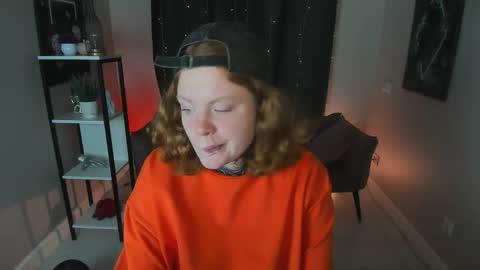 Cassie online show from October 2025 08:42:01 PM