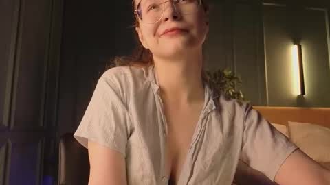 assie online show from December 2025 12:47:02 PM