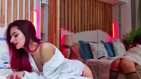 Cassie online show from November 2025 07:46:01 PM